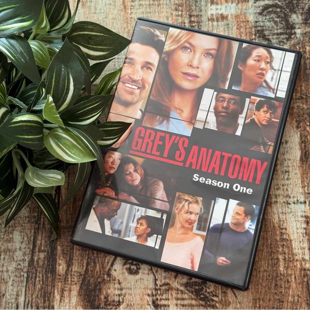 “Grey’s Anatomy” Season 1 on DVD